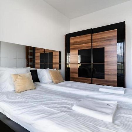 Golden Apartments Warsaw - Big And Bright Apartment In Platinum Towers- Browary- Grzyb61A Eksteriør billede