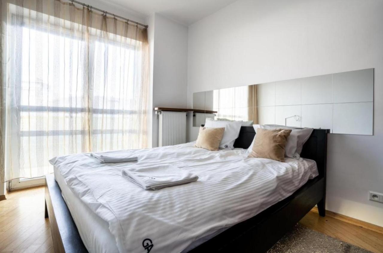 Golden Apartments Warsaw - Big And Bright Apartment In Platinum Towers- Browary- Grzyb61A Eksteriør billede