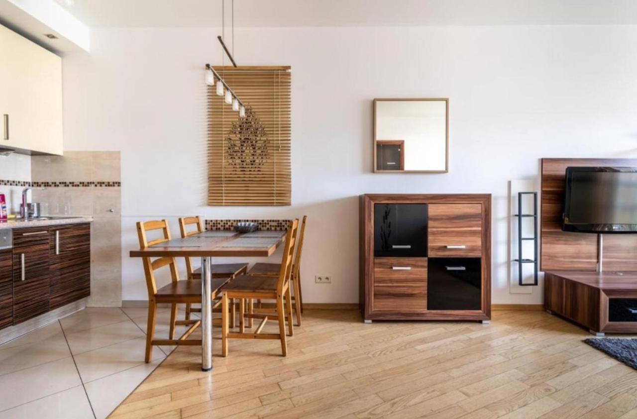 Golden Apartments Warsaw - Big And Bright Apartment In Platinum Towers- Browary- Grzyb61A Eksteriør billede
