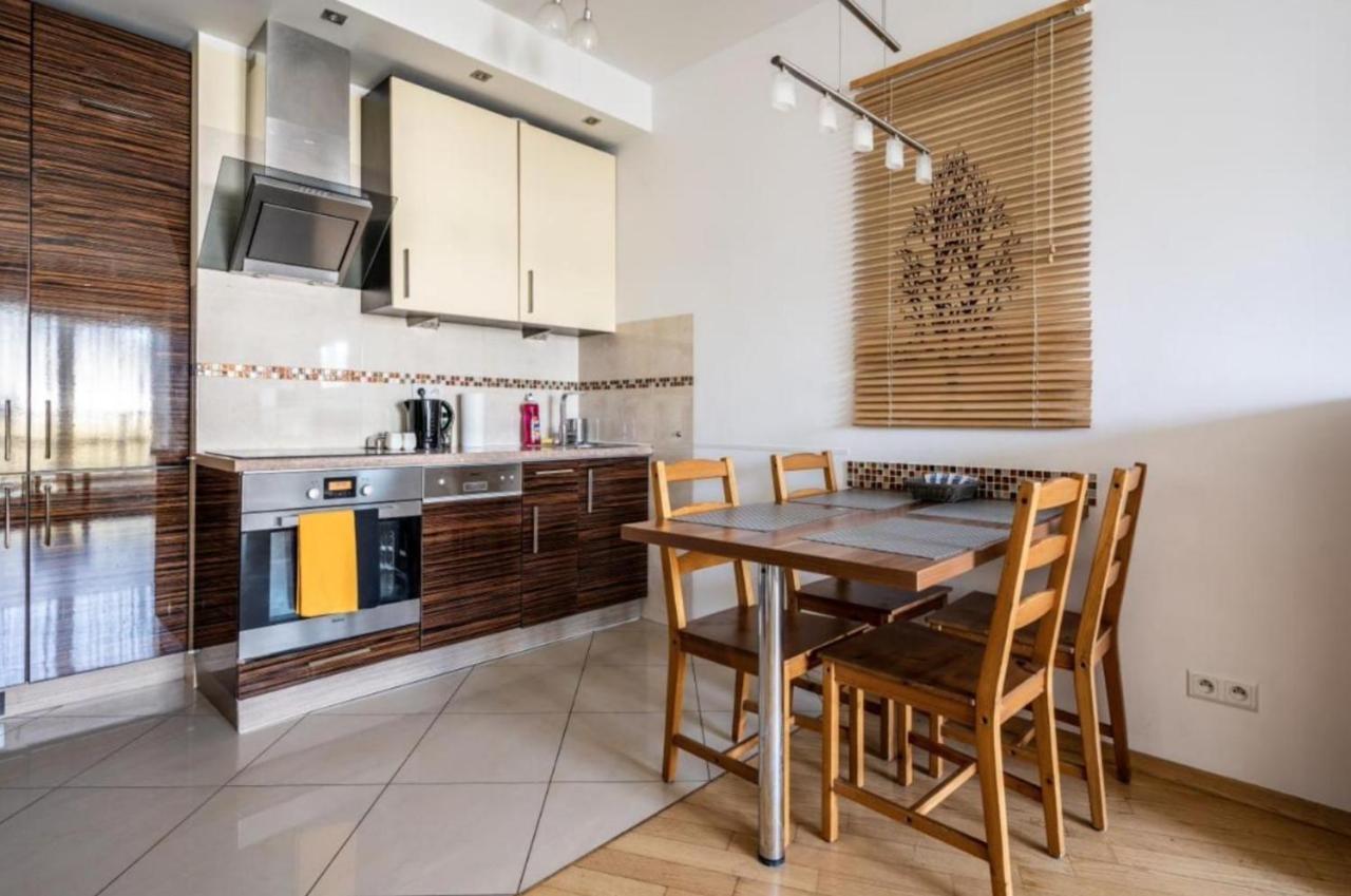 Golden Apartments Warsaw - Big And Bright Apartment In Platinum Towers- Browary- Grzyb61A Eksteriør billede